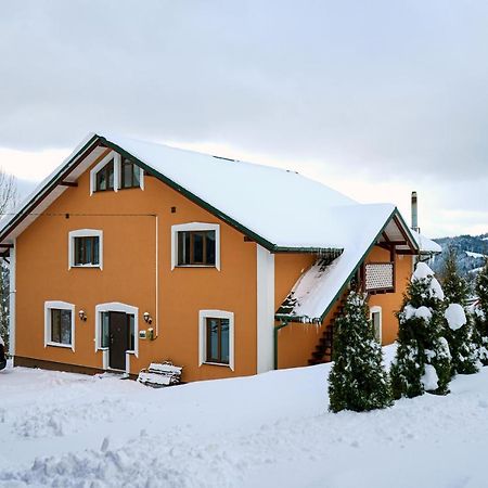 Zatyshok V Karpatah 2 Lägenhet Vorochta Exteriör bild