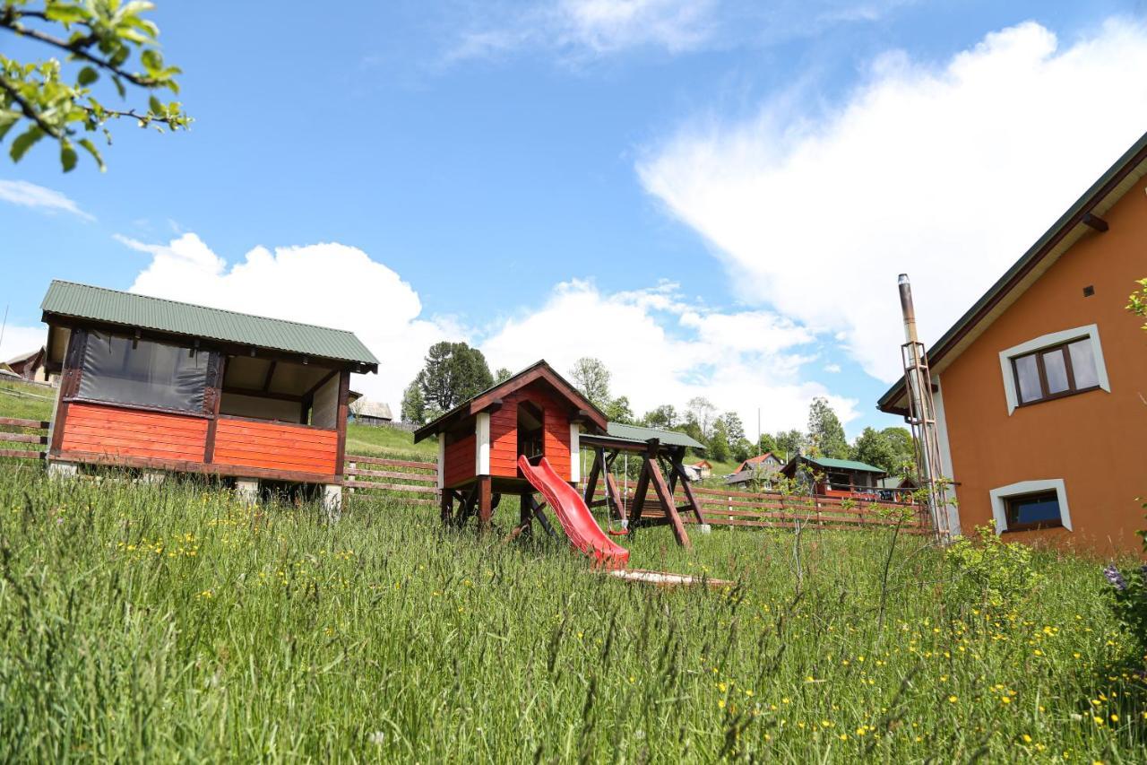 Zatyshok V Karpatah 2 Lägenhet Vorochta Exteriör bild